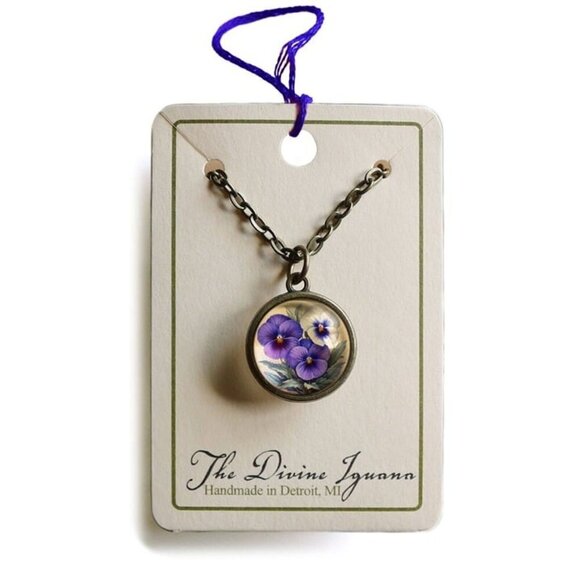 NEW- Purple Pansies Pendant Necklace - Spring Floral - Nature Jewelry - Flowers - Picture 2 of 5